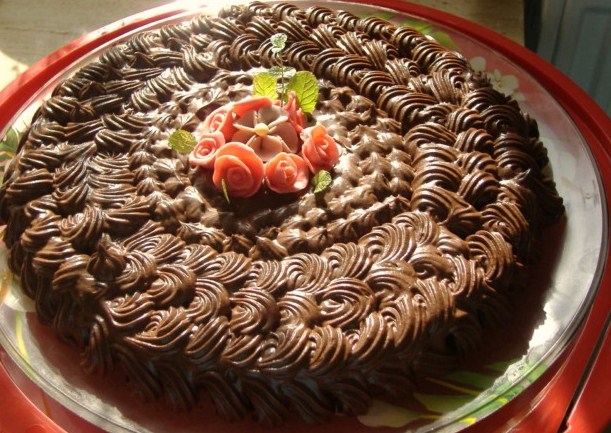 Tort_de_ciocolata_cu_menta
