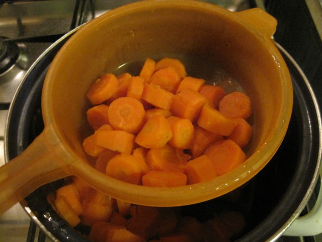 Imagine atasata: 284_a87250f7d5ba5390cbf31aa511ef1398.jpg