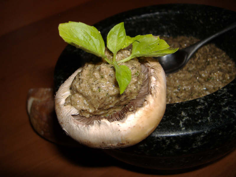 Imagine atasata: monthly_01_2011/post-168-12941339898521.jpg