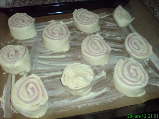 Imagine atasata: monthly_01_2012/post-1233-13278250284885.jpg