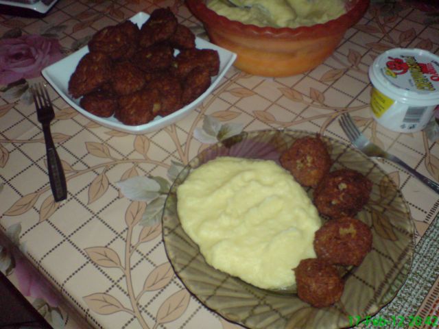 Imagine atasata: monthly_02_2012/post-1233-13295074450428.jpg