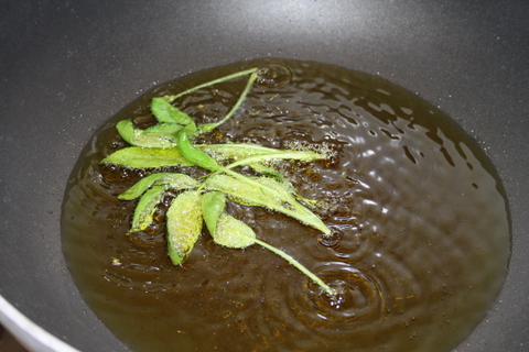 Imagine atasata: monthly_04_2010/post-9-127062718736.jpg
