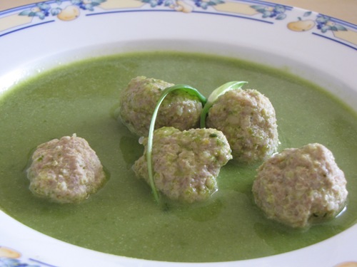 Imagine atasata: monthly_04_2011/post-479-13018534906145.jpg