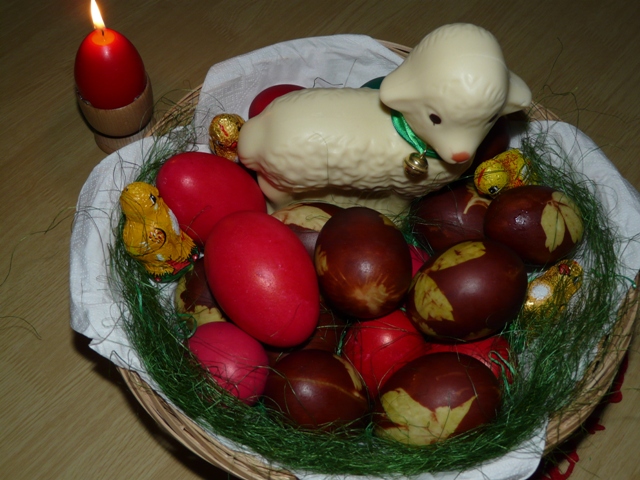 Imagine atasata: monthly_04_2012/post-115-13345661716736.jpg