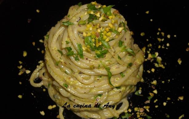 Imagine atasata: monthly_04_2012/post-13-13335618696215.jpg
