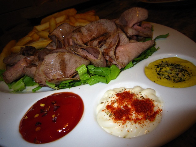 Imagine atasata: monthly_04_2012/post-199-13337069249978.jpg