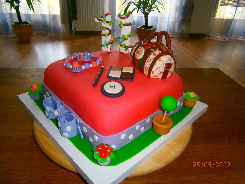 Imagine atasata: monthly_05_2012/post-1225-13379847198484.jpg