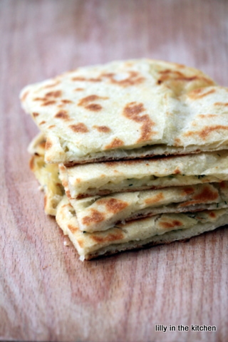 Imagine atasata: monthly_07_2011/post-9-13119433719614.jpg