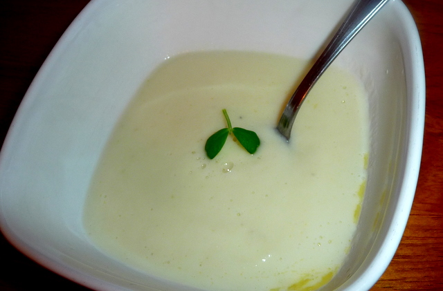 Imagine atasata: monthly_10_2011/post-1215-13191167680967.jpg